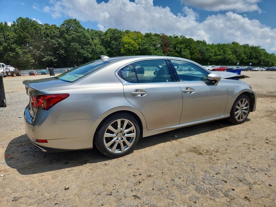Photo 3 from auction – 2015 LEXUS GS with VIN JTHBE1BL7FA009917