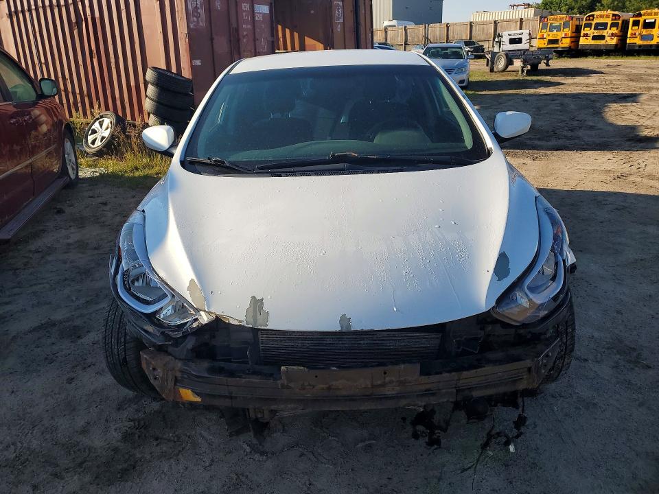 Photo 5 from auction – 2016 HYUNDAI ELANTRA with VIN 5NPDH4AE9GH774790