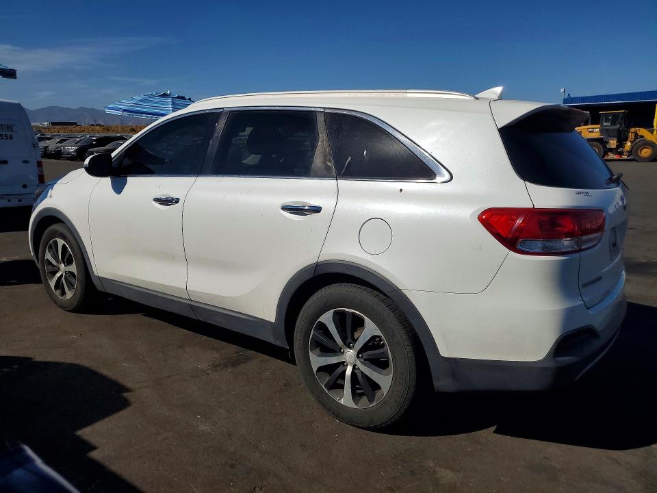 Photo 2 from auction – 2018 KIA SORENTO with VIN 5XYPH4A52JG398283