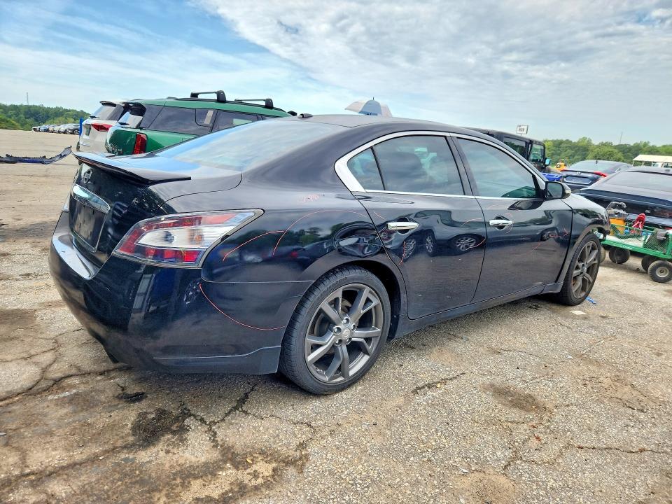 Photo 3 from auction – 2013 NISSAN MAXIMA with VIN 1N4AA5AP2DC809570
