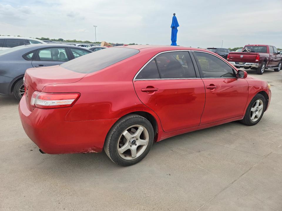 Photo 3 from auction – 2011 TOYOTA CAMRY with VIN 4T1BF3EK5BU735857