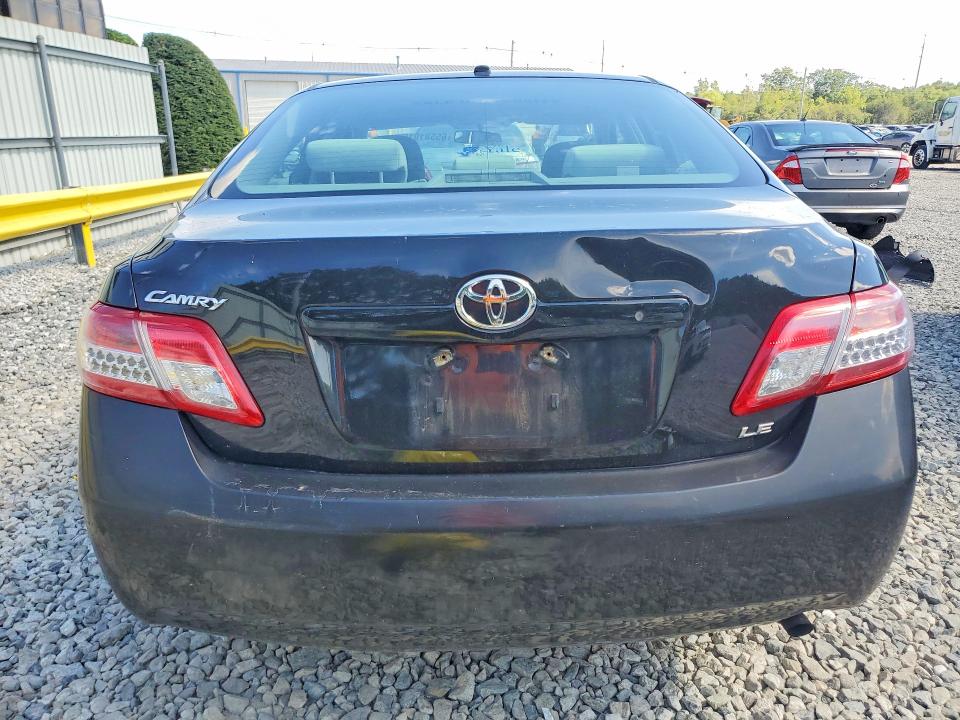 Photo 6 from auction – 2010 TOYOTA CAMRY with VIN 4T1BF3EK1AU039785