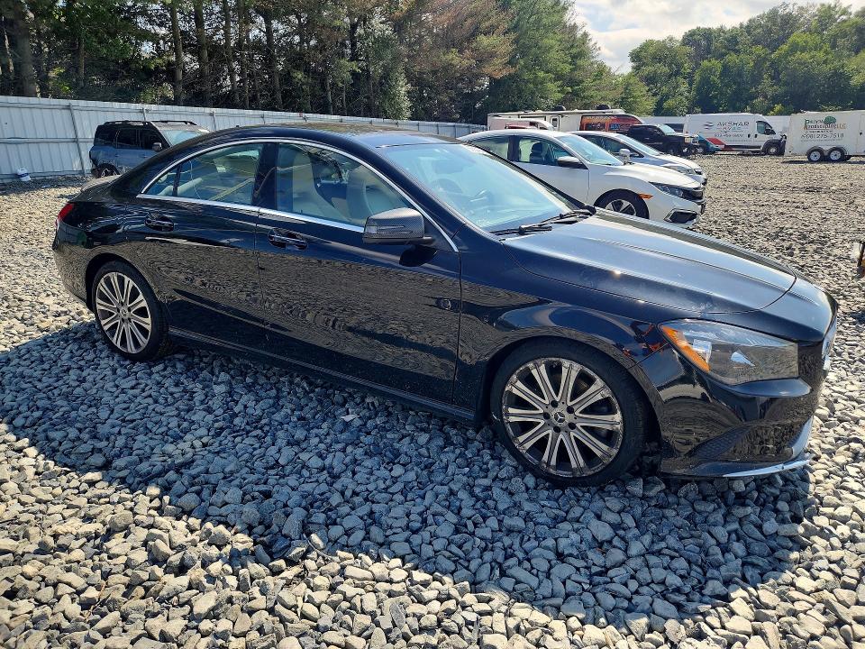 Снимка 4 от търг – 2019 MERCEDES-BENZ CLA с VIN WDDSJ4GB1KN734680