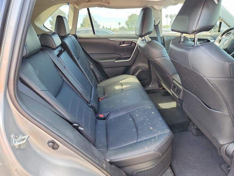 Photo 11 from auction – 2024 TOYOTA RAV4 with VIN 2T3B6RFV6RW074577