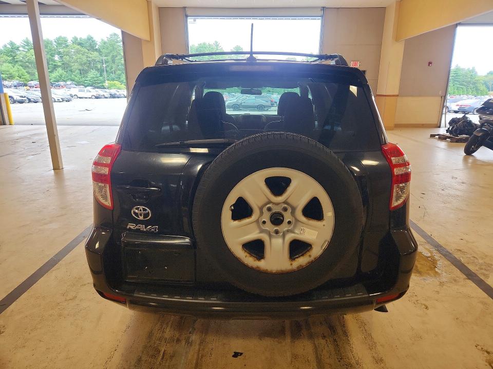 Photo 6 from auction – 2012 TOYOTA RAV4 with VIN 2T3ZF4DV6CW116550