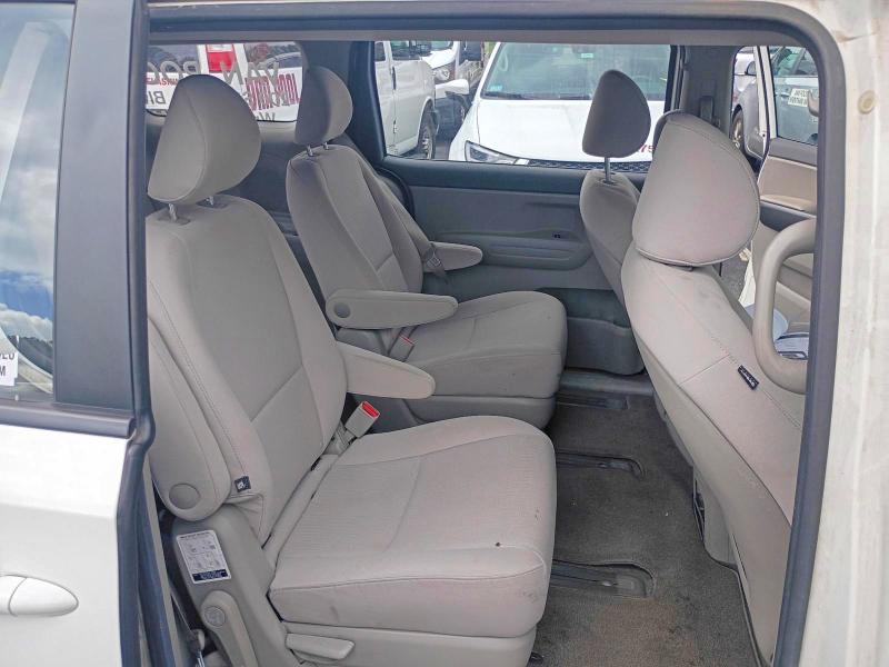 Photo 6 from auction – 2017 KIA SEDONA with VIN KNDMA5C11H6285610