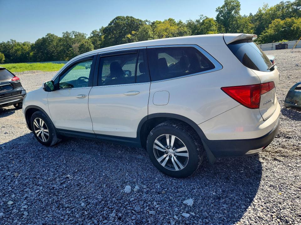 Photo 2 from auction – 2016 HONDA PILOT with VIN 5FNYF6H79GB051823