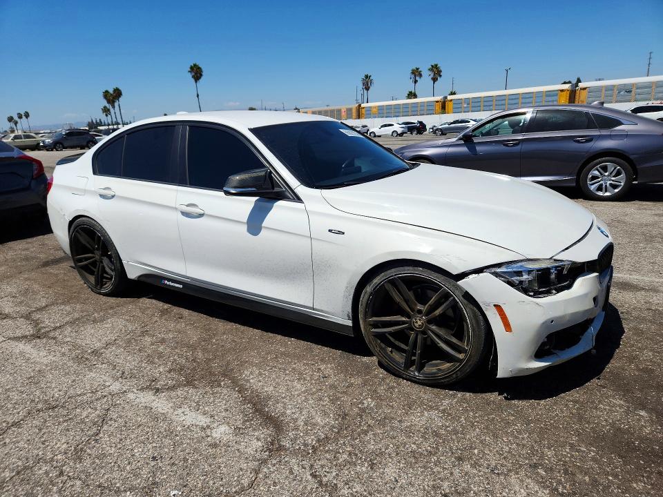 Photo 4 from auction – 2016 BMW 320 with VIN WBA8E1G56GNT35253