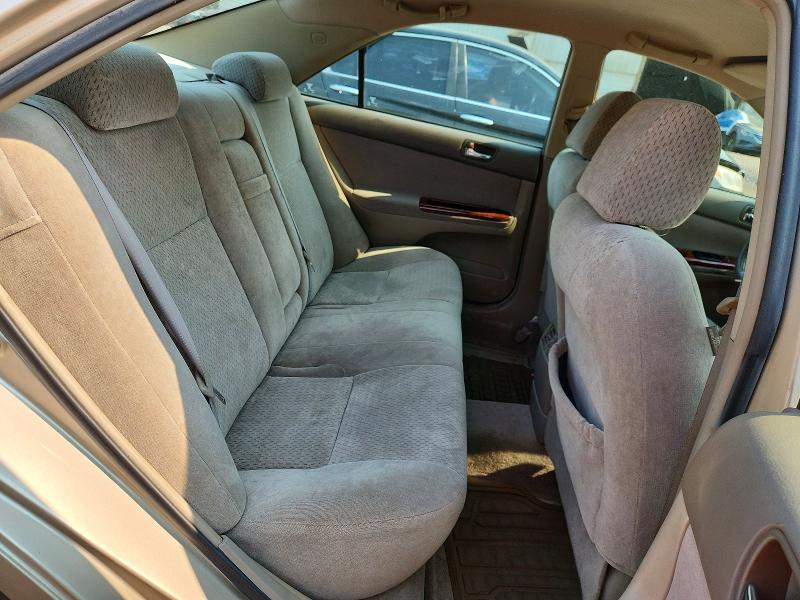 Photo 10 from auction – 2004 TOYOTA CAMRY with VIN 4T1BE30K84U332520