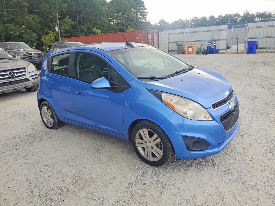 Photo 4 from auction – 2015 CHEVROLET SPARK with VIN KL8CD6S91FC716728