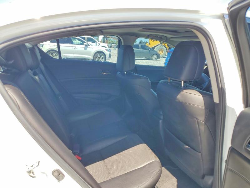 Photo 10 from auction – 2015 ACURA ILX with VIN 19VDE1F34FE000831