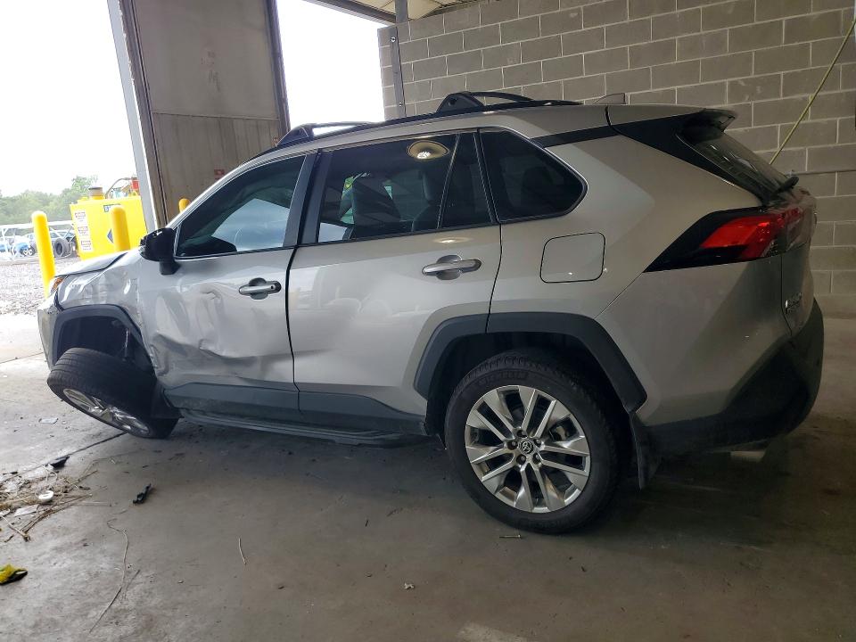 Photo 2 from auction – 2025 TOYOTA RAV4 with VIN 2T3A1RFV5SW622598