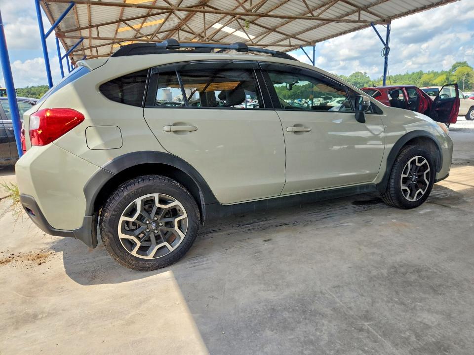 Photo 3 from auction – 2016 SUBARU CROSSTREK with VIN JF2GPANC6GH303462