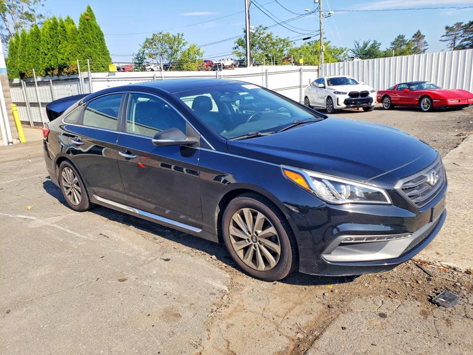 Photo 4 from auction – 2016 HYUNDAI SONATA with VIN 5NPE34AF2GH428107
