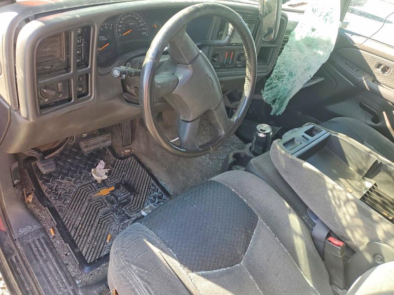 Photo 8 from auction – 2003 CHEVROLET AVALANCHE with VIN 3GNEK13T83G211725