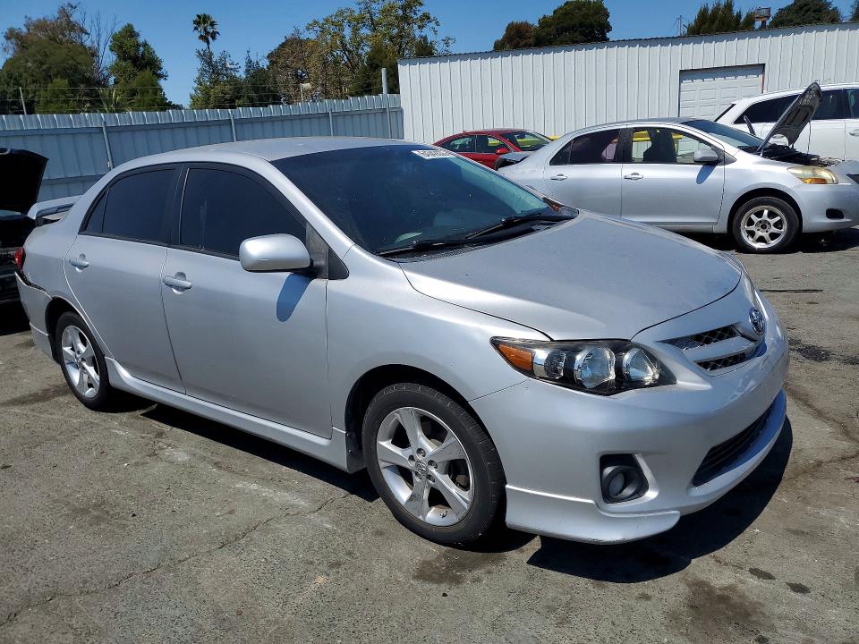 Photo 4 from auction – 2011 TOYOTA COROLLA with VIN 2T1BU4EE1BC536327