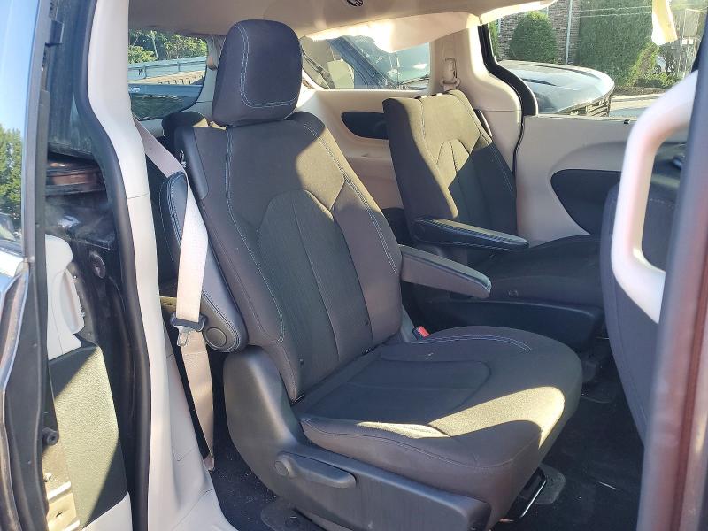 Photo 11 from auction – 2021 CHRYSLER PACIFICA with VIN 2C4RC1R77MR525119