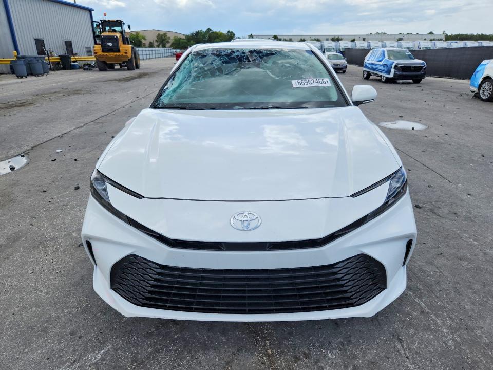 Foto 5 de la subasta – 2025 TOYOTA CAMRY con VIN 4T1DAACK7SU159803