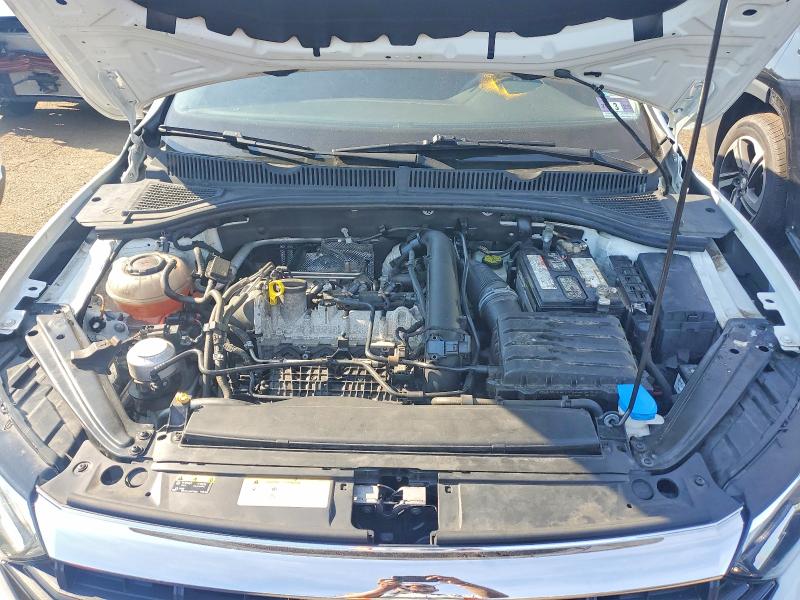 Photo 11 from auction – 2019 VOLKSWAGEN JETTA with VIN 3VWC57BU0KM060025