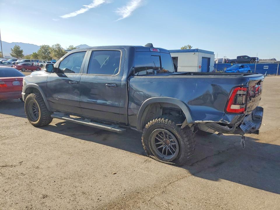 Снимка 2 от търг – 2020 RAM 1500 с VIN 1C6SRFLT5LN138090