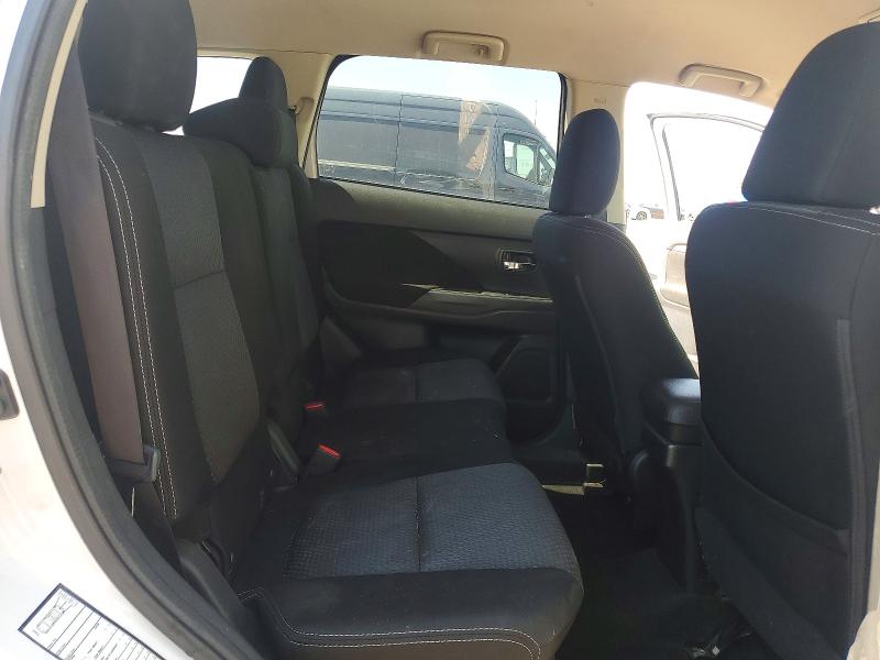 Photo 11 from auction – 2018 MITSUBISHI OUTLANDER with VIN JA4AD3A32JZ039666