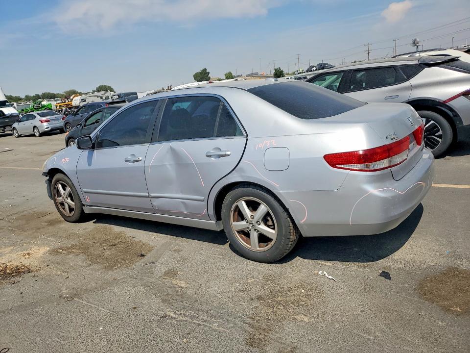 Photo 2 from auction – 2004 HONDA ACCORD with VIN 1HGCM56894A122403