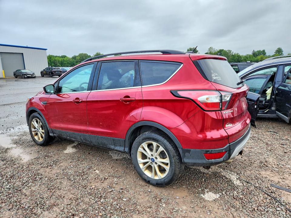 Photo 2 from auction – 2017 FORD ESCAPE with VIN 1FMCU9GD1HUD02721