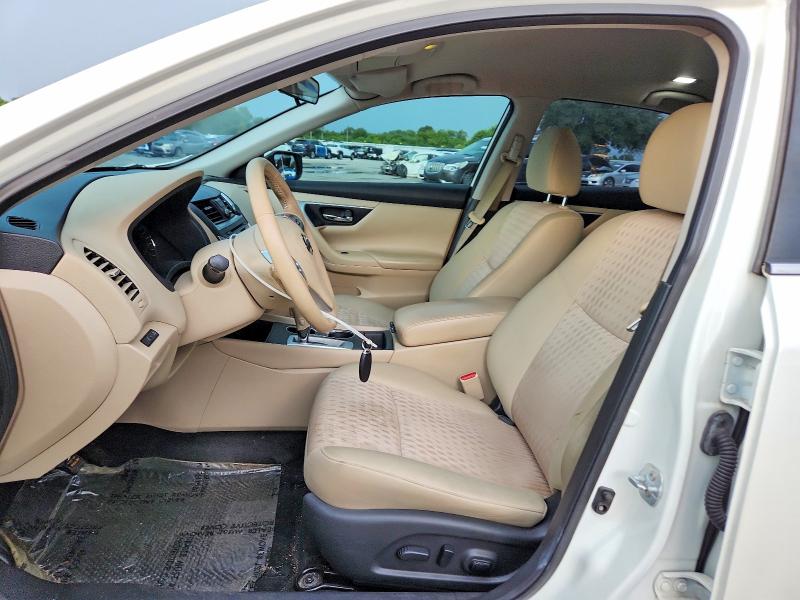 Photo 7 from auction – 2017 NISSAN ALTIMA with VIN 1N4AL3AP6HC124170
