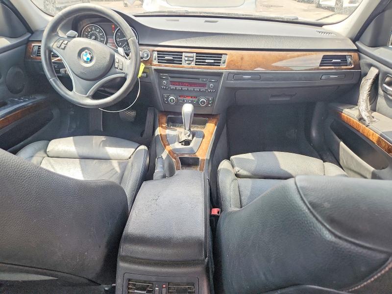Photo 8 from auction – 2010 BMW 328 with VIN WBAPH5G54ANM35756