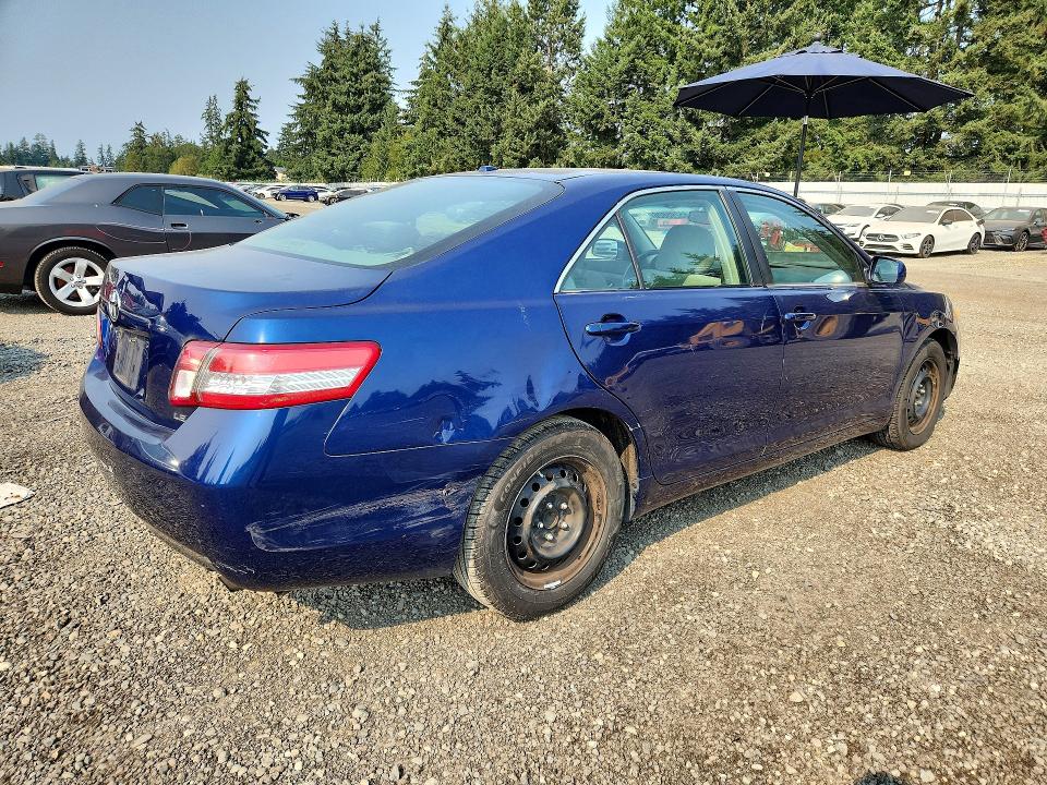 Photo 3 from auction – 2011 TOYOTA CAMRY with VIN 4T1BF3EK0BU724765