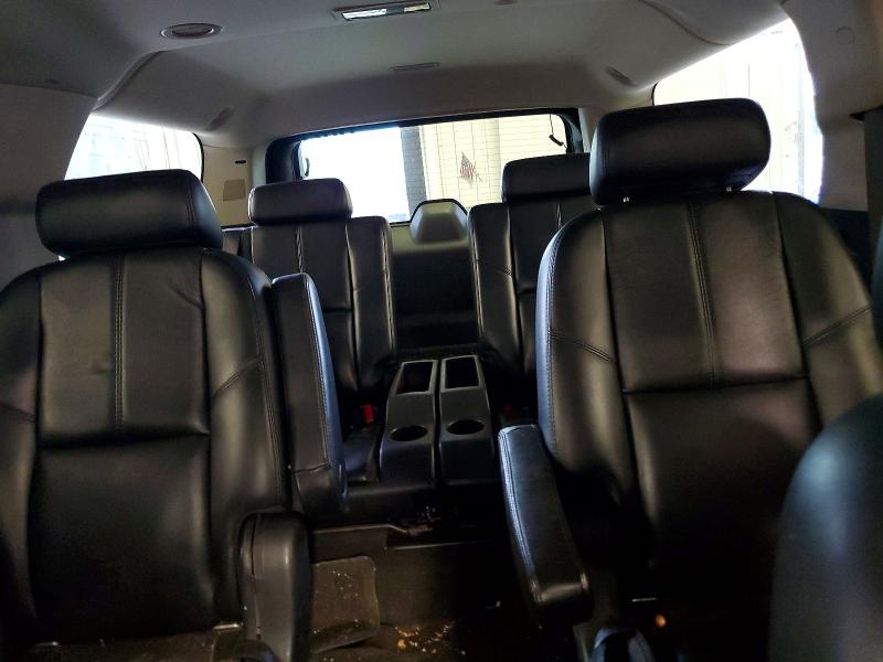 Photo 10 from auction – 2007 CHEVROLET SUBURBAN with VIN 1GNFK16377J255509