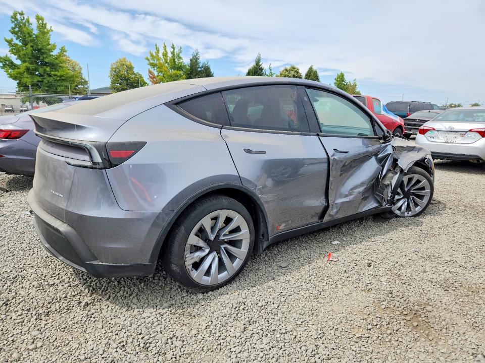 Photo 3 from auction – 2026 TESLA MODEL Y with VIN 7SAYGDEE3TF334848