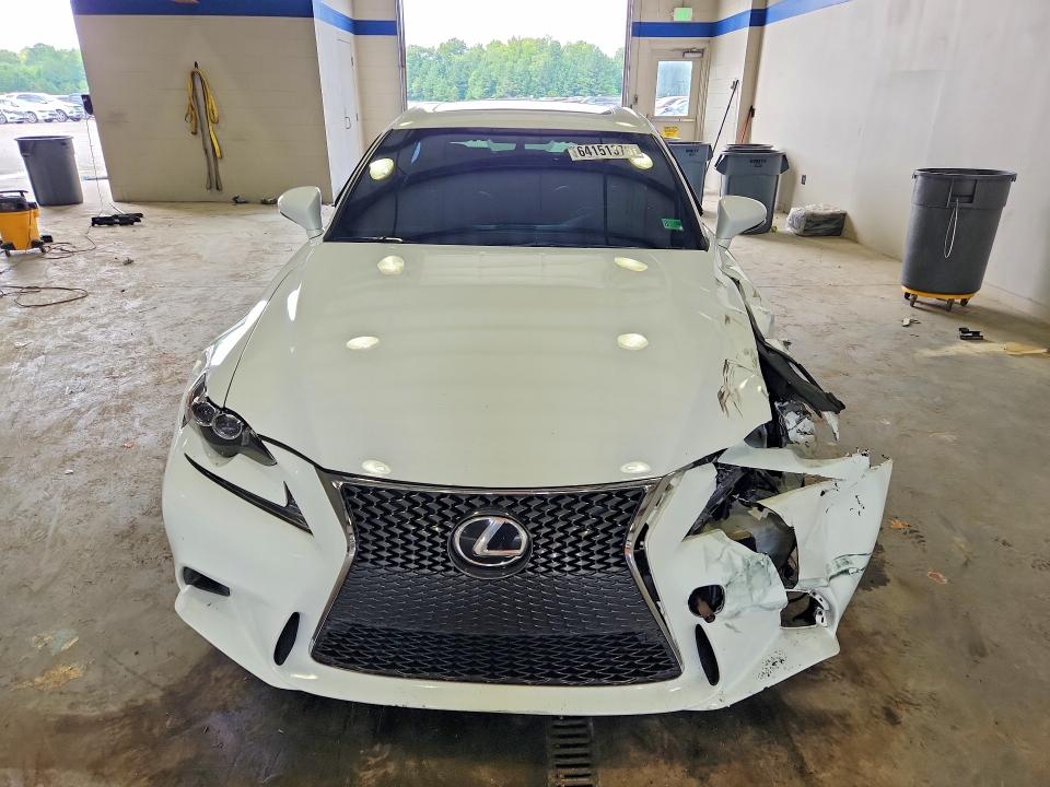 Photo 5 from auction – 2016 LEXUS IS with VIN JTHBA1D26G5028162