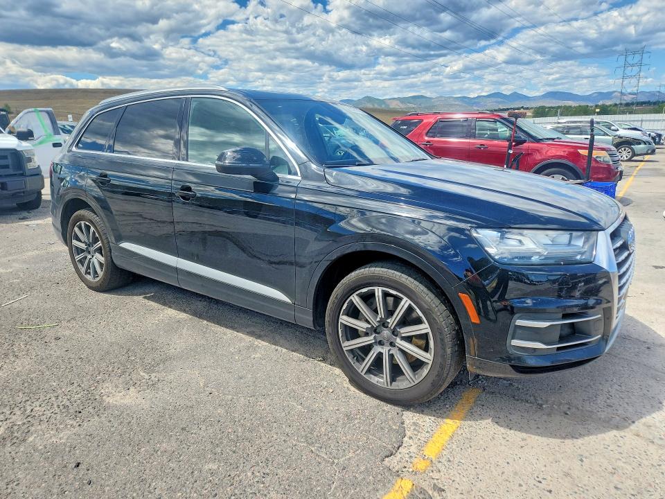 Фото 4 с аукциона – 2017 AUDI Q7 с VIN WA1LAAF76HD037332