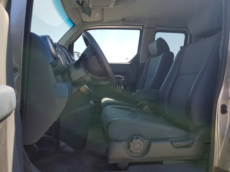 Photo 7 from auction – 2006 HONDA ELEMENT with VIN 5J6YH28656L011853