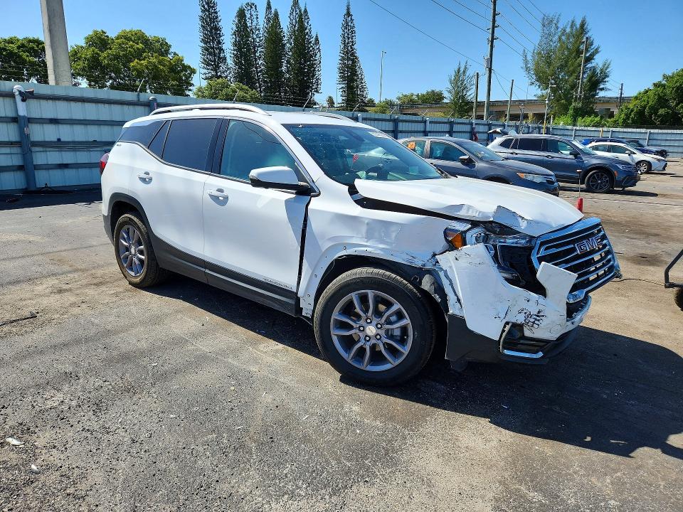 Photo 4 from auction – 2024 GMC TERRAIN with VIN 3GKALPEGXRL275082
