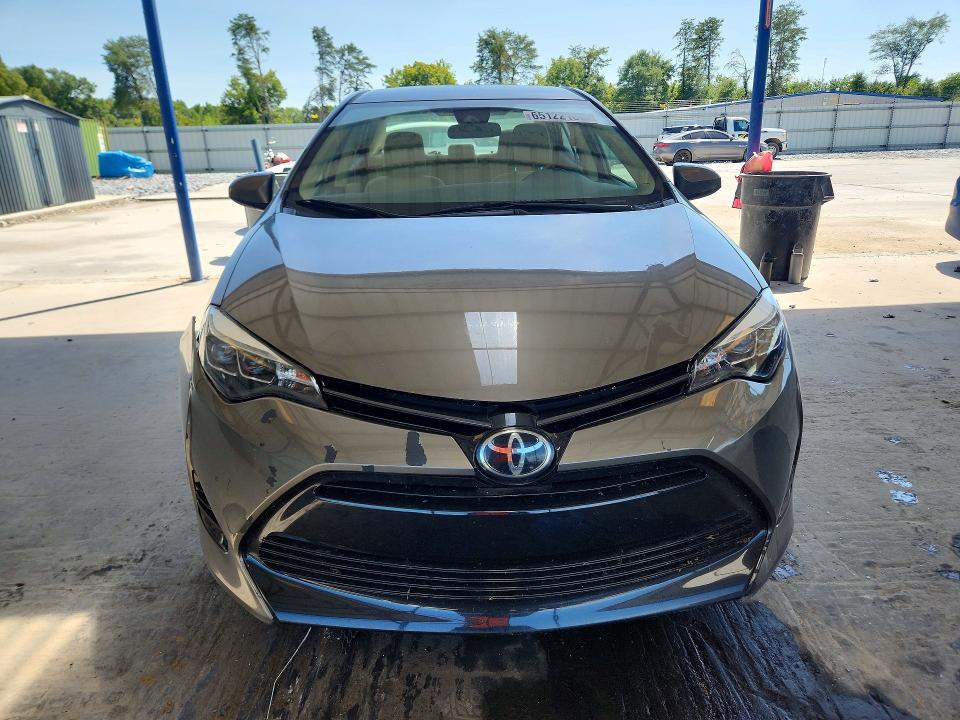 Photo 5 from auction – 2017 TOYOTA COROLLA with VIN 5YFBURHE3HP728852