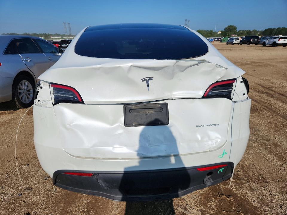 Photo 6 from auction – 2023 TESLA MODEL Y with VIN 7SAYGDEE9PA082753