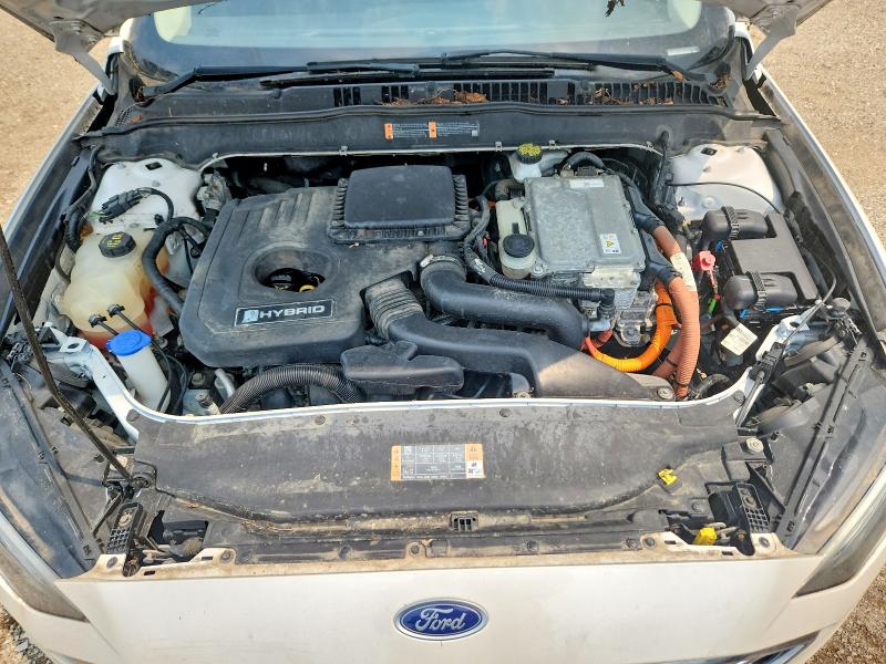 Photo 11 from auction – 2018 FORD FUSION with VIN 3FA6P0LU3JR201645