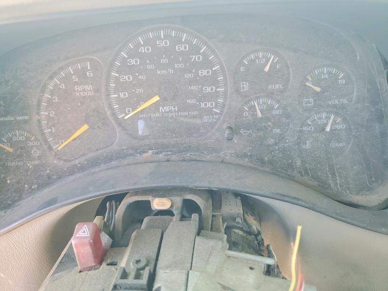 Photo 9 from auction – 2000 CHEVROLET SILVERADO with VIN 1GCGC29U3YE320564