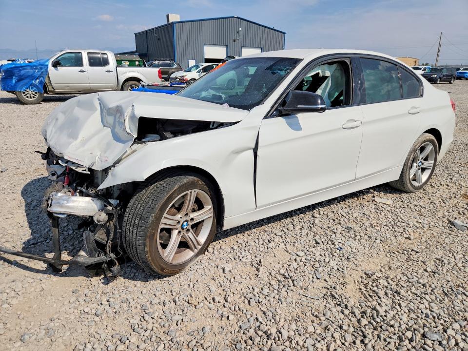 BMW 328 2015 with VIN WBA3A5C59FF606625 - Photo from auction