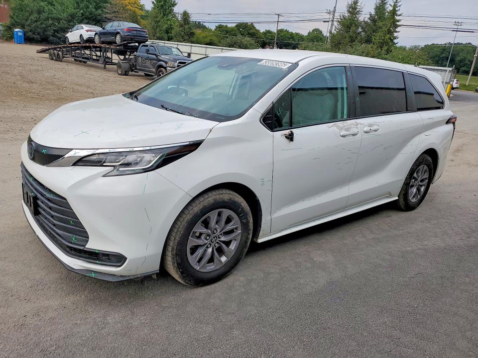 2022 TOYOTA SIENNA - Търг №65809396