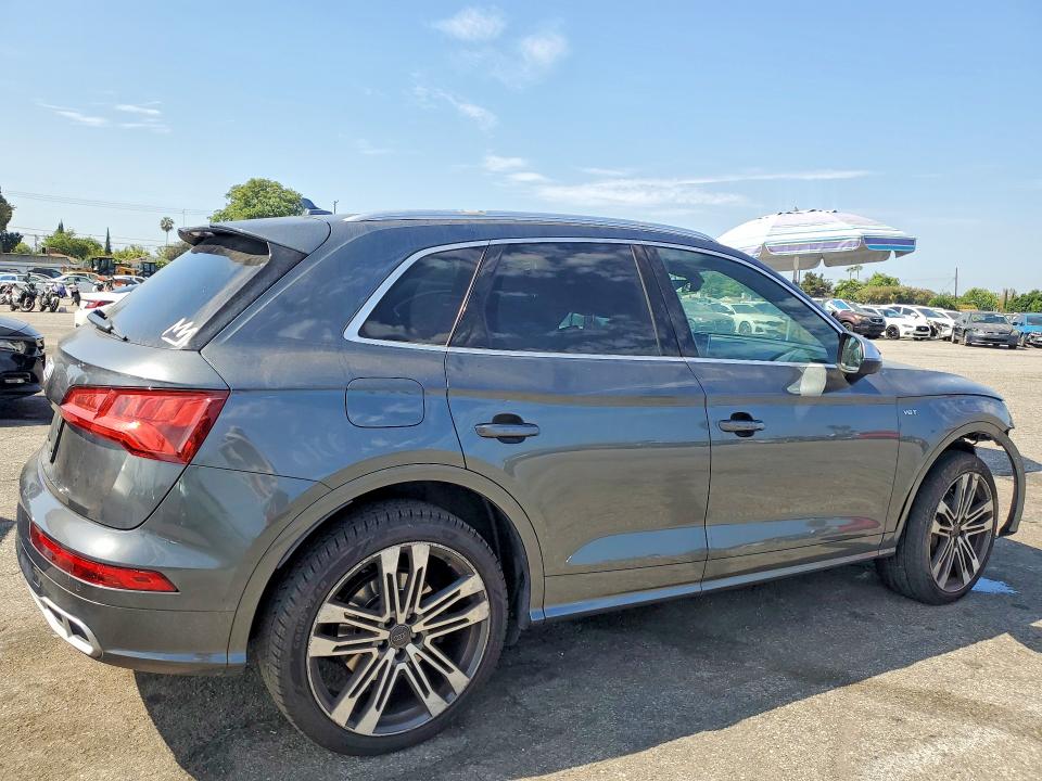 Photo 3 from auction – 2018 AUDI SQ5 with VIN WA1A4AFY2J2174101