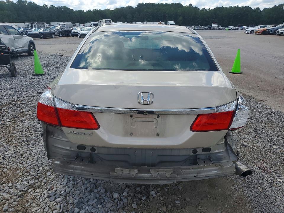 Photo 6 from auction – 2015 HONDA ACCORD with VIN 1HGCR2F35FA231349