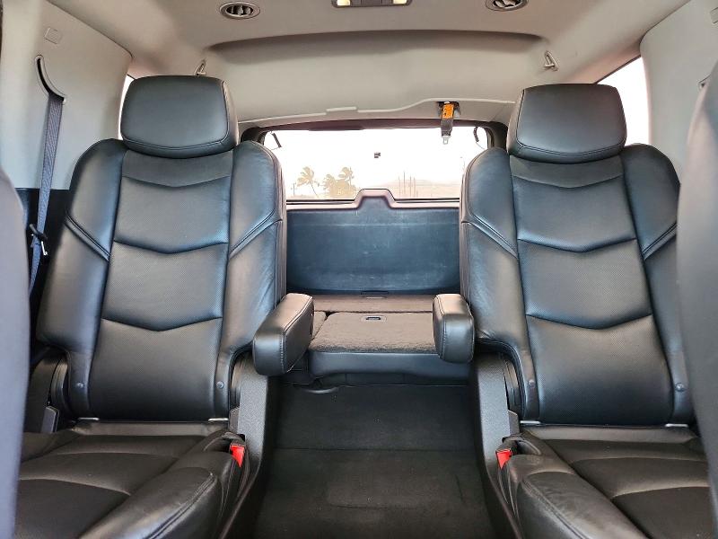 Photo 10 from auction – 2019 CADILLAC ESCALADE with VIN 1GYS4BKJ4KR338394