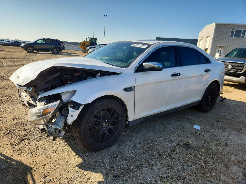 FORD TAURUS 2016 with VIN 1FAHP2J83GG112474 - Photo from auction