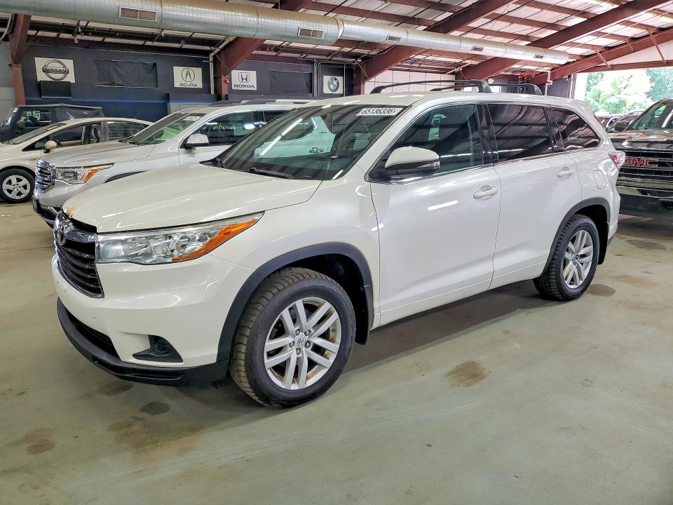 TOYOTA HIGHLANDER 2015 with VIN 5TDBKRFHXFS211474 - Photo from auction