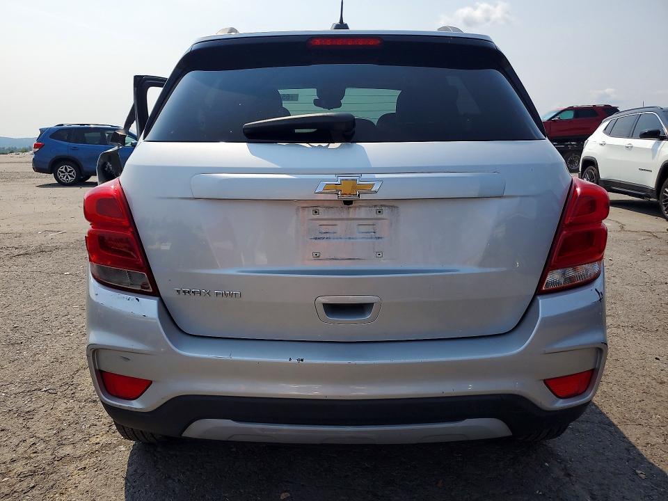 Photo 6 from auction – 2021 CHEVROLET TRAX with VIN KL7CJPSB4MB331298