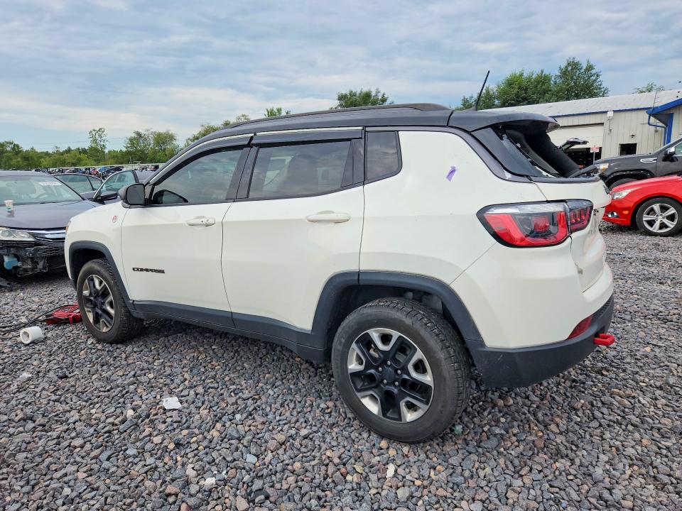 Photo 2 from auction – 2018 JEEP COMPASS with VIN 3C4NJDDB0JT174645