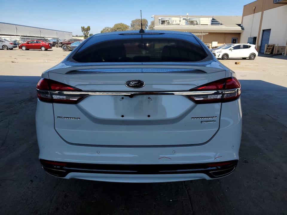Photo 6 from auction – 2017 FORD FUSION with VIN 3FA6P0K99HR114551